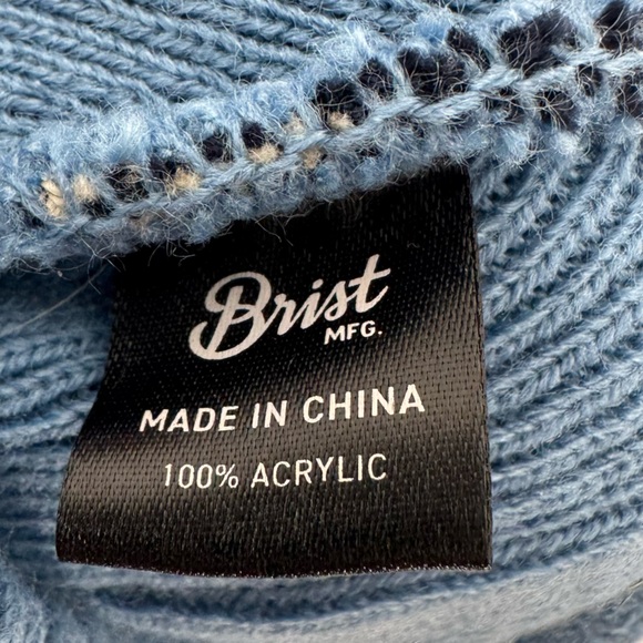 Blue Moon Brewing Company Beer Knit Pom Pom Winter Cap Beanie Sock Stocking Hat - Picture 5 of 5